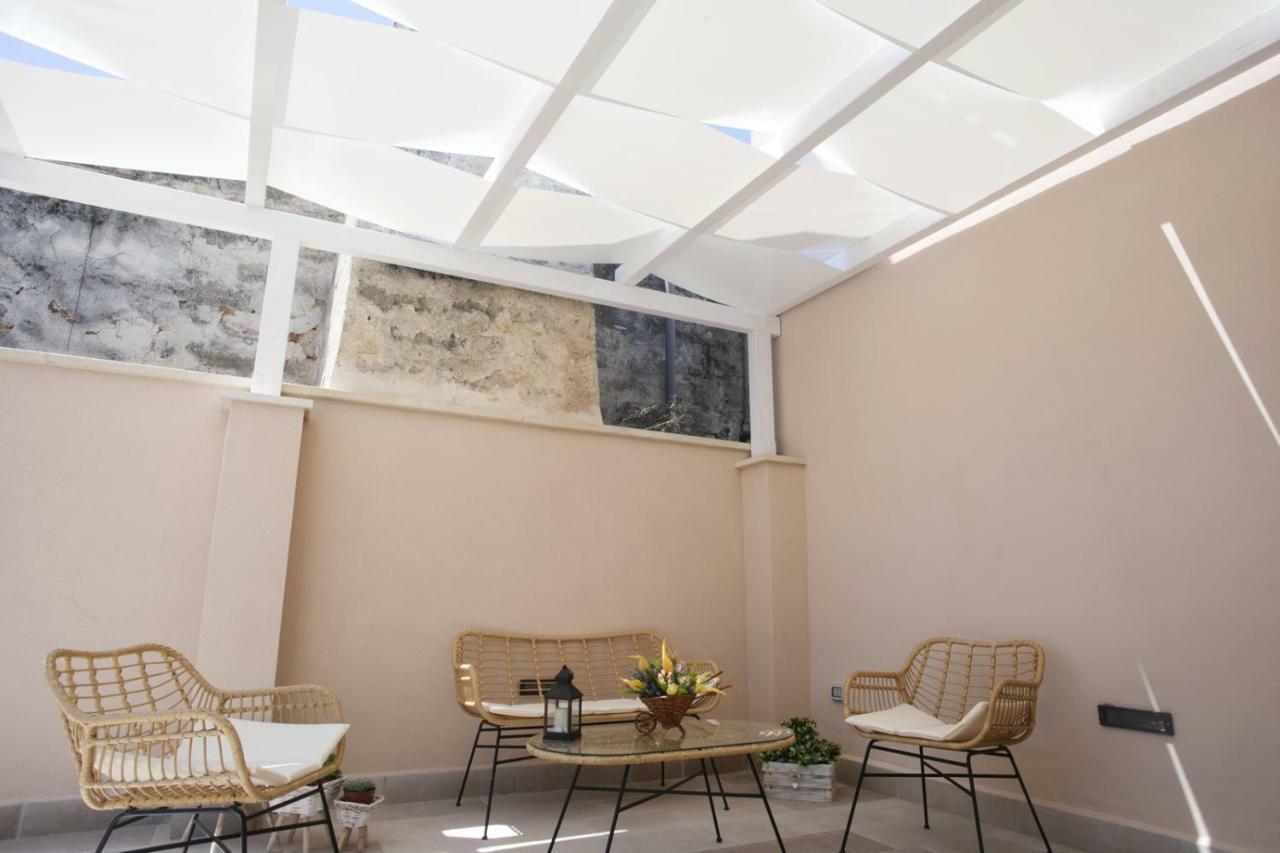 Torre Elisa - Luxury Room Bisceglie Bagian luar foto